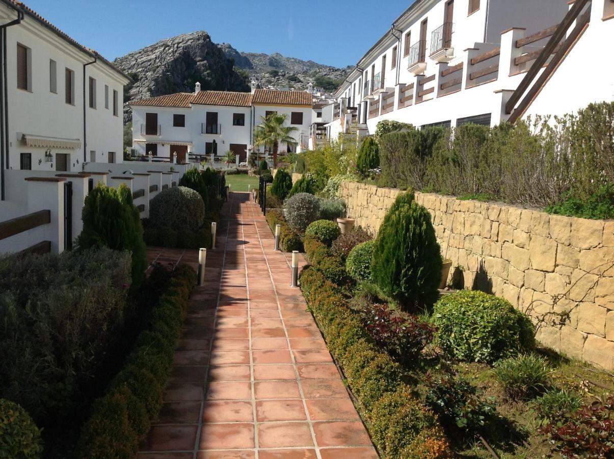 Mirador De *